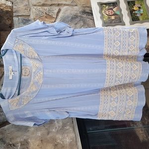 NWT Andree by UNIT Top Size Medium